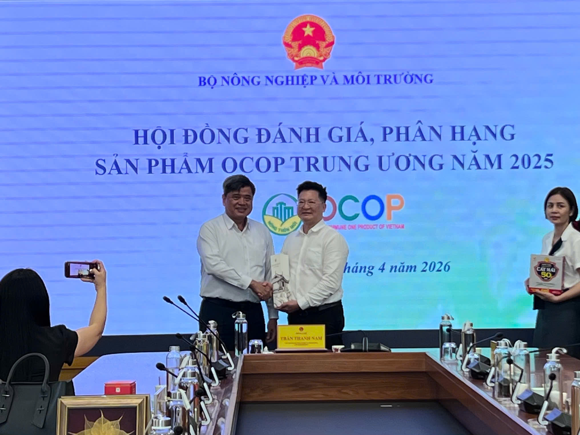 Rượu mơ Yên Tử được xếp hạng 5 sao OCOP Quốc Gia: Khẳng định chất lượng sản phẩm Việt